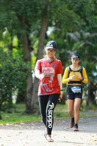 BIB: 0130, 092
                            <button type="button" onclick="openModal(5132526)" class="btn btn-primary btn-sm float-right btn-popup" data-toggle="modal" data-target=".modal-high-quality">
                        <i class="fas fa-shopping-cart"></i> Add to Cart
                    </button>
                                            <button type="button" onclick="isThisMe(5132526, true)" class="btn btn-success btn-sm float-right btn-popup btn-isme hidden" data-toggle="tooltip" data-placement="bottom" title="นี่คือรูปของคุณใช่ไหม คลิกที่นี่เพื่อเอาเข้าอัลบั้ม">
                        <i class="fas fa-plus"></i> Add to album
                    </button>
                    <button type="button" onclick="isThisMe(5132526, false)" class="btn btn-warning btn-sm float-right btn-popup btn-isnotme hidden">
                        <i class="fas fa-ban"></i> Remove from album
                    </button>